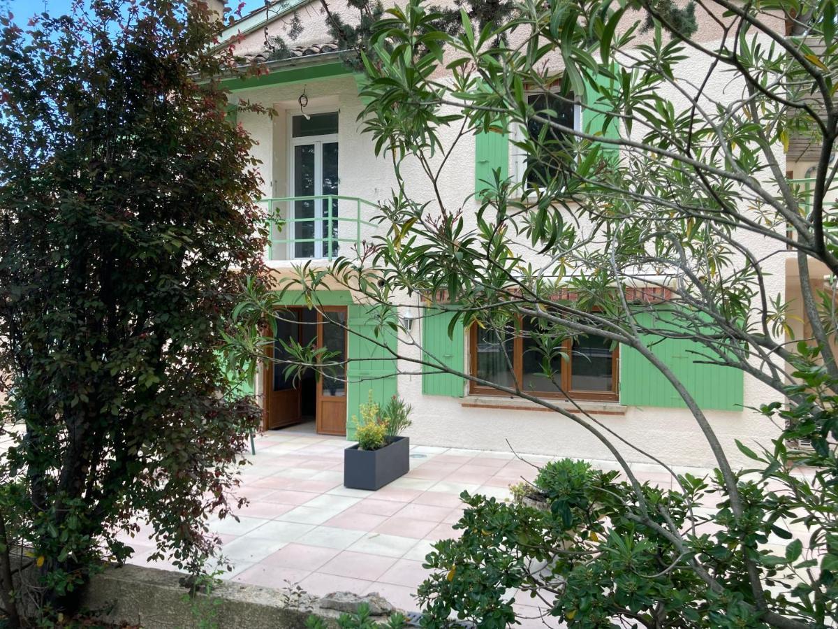 Pavillon De L'Etang Apartment Chateauneuf-du-Rhone Bagian luar foto